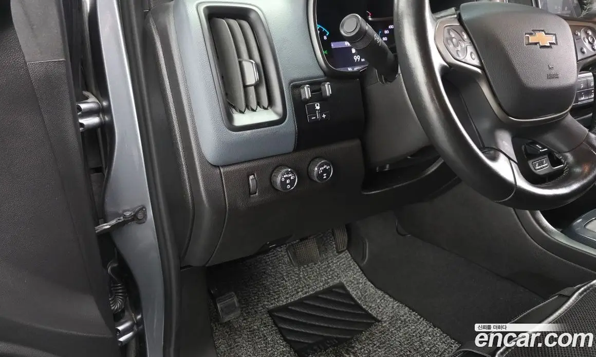 Chevrolet Colorado 2022 3.6 автомат (гидро), фото 19