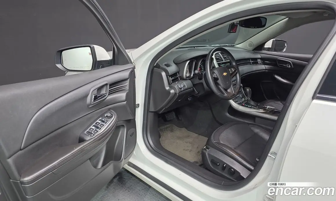 Chevrolet Malibu 2015 2.0 автомат (гидро), фото 13