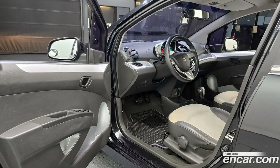 Chevrolet Spark 2014 1.0 автомат (гидро), фото 13