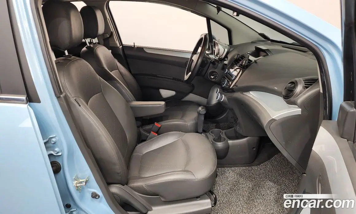 Chevrolet Spark 2014 1.0 автомат (гидро), фото 16 Chevrolet Spark 2014 1.0 автомат (гидро), фото 16
