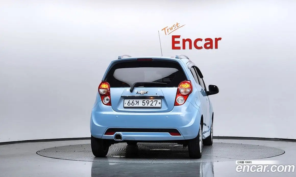 Chevrolet Spark 2014 1.0 автомат (гидро), фото 4 Chevrolet Spark 2014 1.0 автомат (гидро), фото 4
