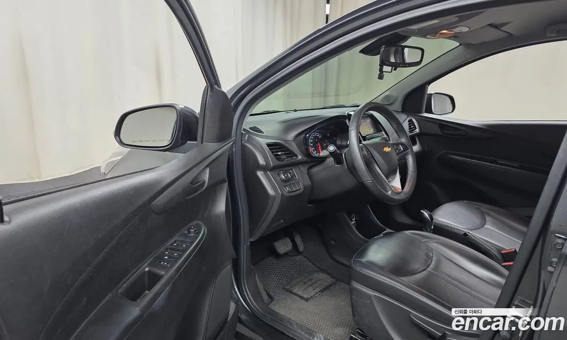 Chevrolet Spark 2016 1.0 автомат (робот), фото 13