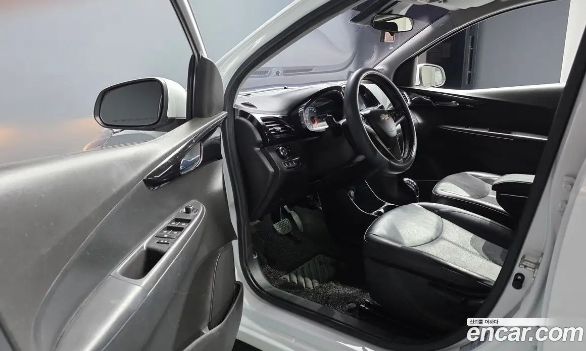 Chevrolet Spark 2017 1.0 автомат (гидро), фото 13