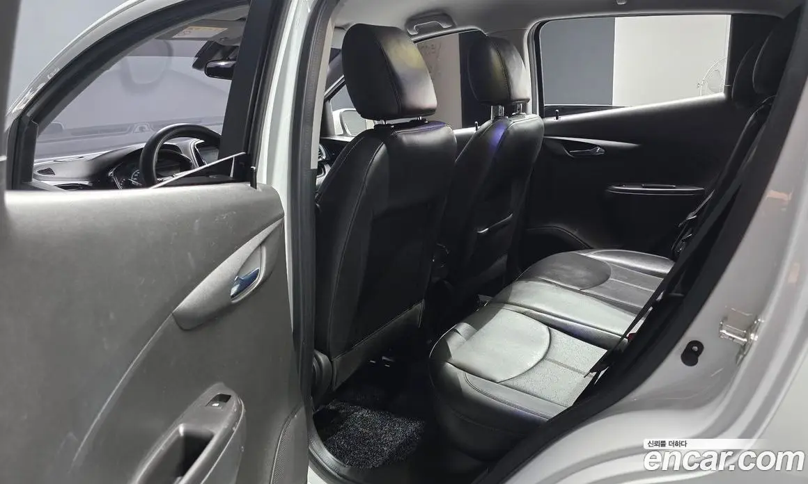 Chevrolet Spark 2017 1.0 автомат (гидро), фото 16