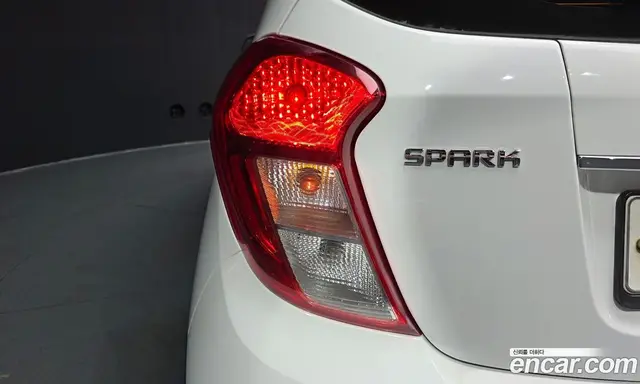 Chevrolet Spark 2017 1.0 автомат (гидро), миниатюра 9