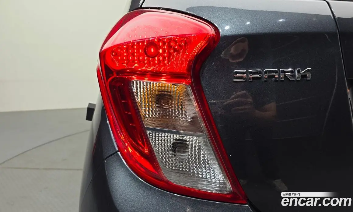 Chevrolet Spark 2018 1.0 автомат (гидро), фото 9