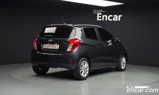 Chevrolet Spark 2020 1.0 автомат (гидро), миниатюра 2