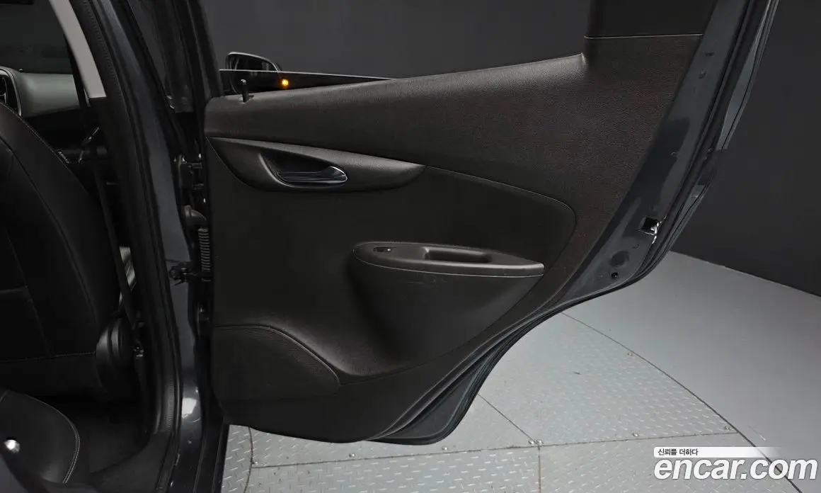 Chevrolet Spark 2020 1.0 автомат (гидро), фото 15
