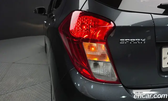 Chevrolet Spark 2020 1.0 автомат (гидро), миниатюра 9