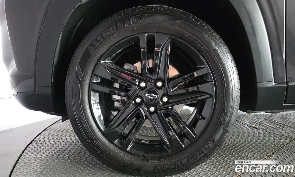 Chevrolet Trax 2023 1.2 автомат (гидро), фото 5