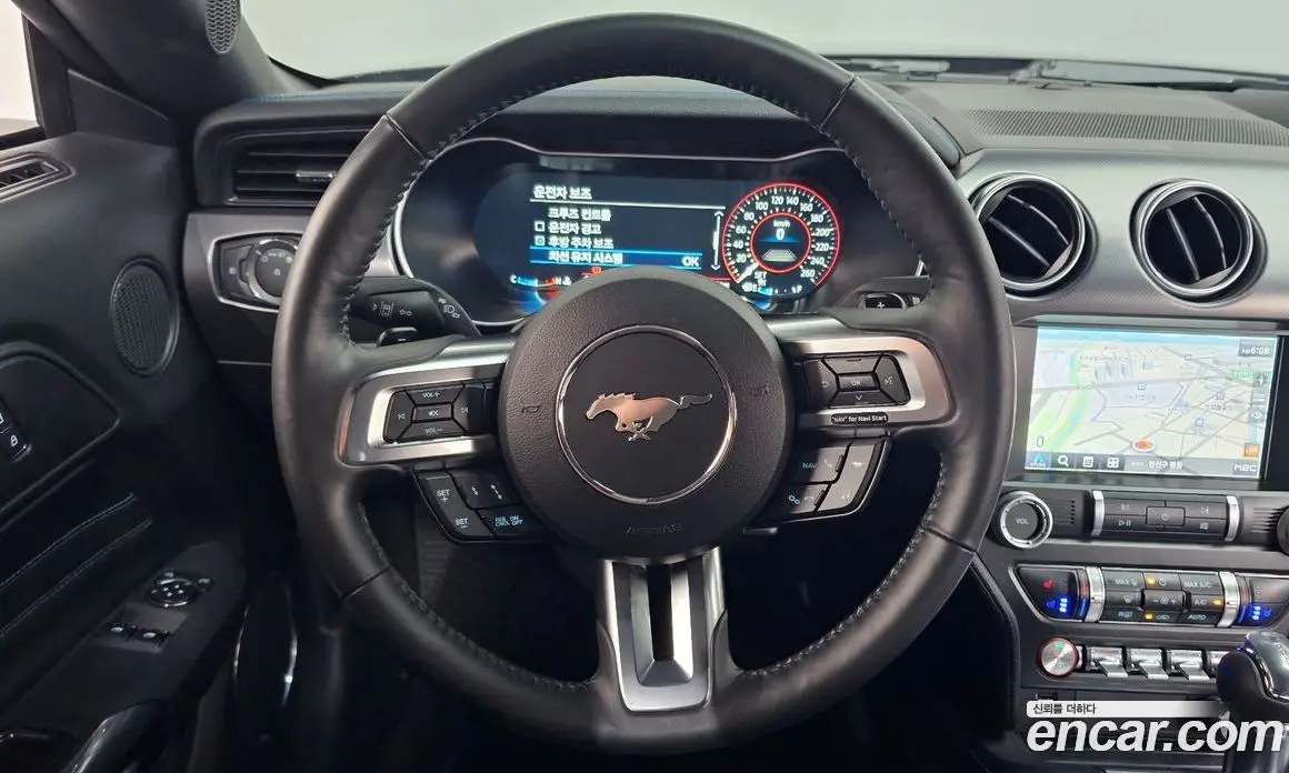 Ford Mustang 2022 2.3 автомат (гидро), фото 18