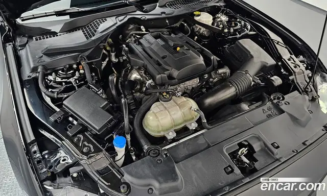 Ford Mustang 2022 2.3 автомат (гидро), миниатюра 6