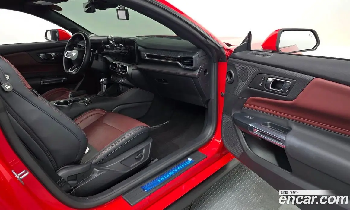 Ford Mustang 2025 2.3 автомат (гидро), фото 16
