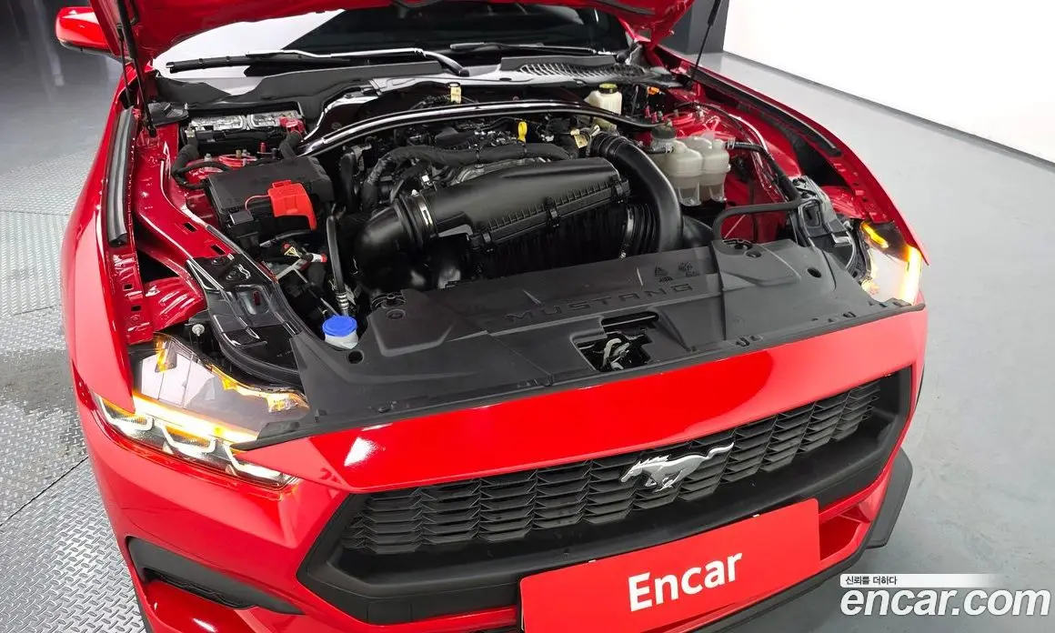 Ford Mustang 2025 2.3 автомат (гидро), фото 6