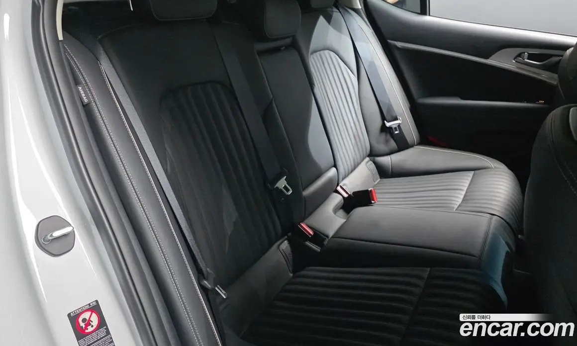 Genesis G70 2020 2.0 автомат (гидро), фото 17 Genesis G70 2020 2.0 автомат (гидро), фото 17