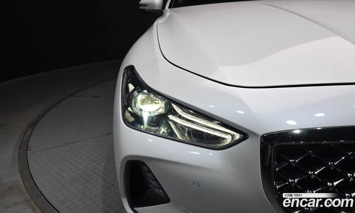 Genesis G70 2020 2.0 автомат (гидро), фото 8 Genesis G70 2020 2.0 автомат (гидро), фото 8