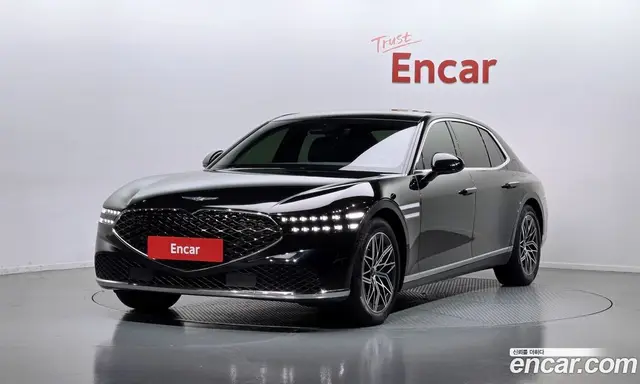 Genesis G90, 2022, 82 415 км