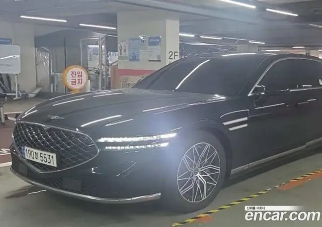 Genesis G90 2023 3.5 автомат (гидро), миниатюра 2