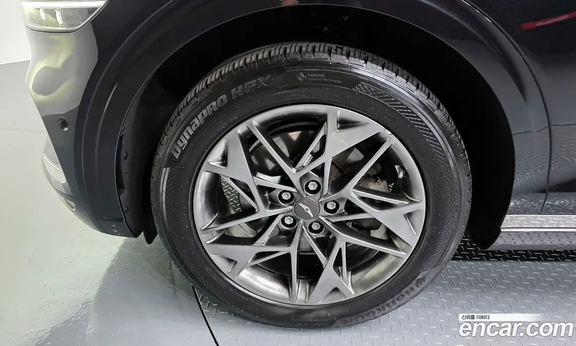 Genesis GV70 2021 2.2 автомат (гидро), фото 5 Genesis GV70 2021 2.2 автомат (гидро), фото 5