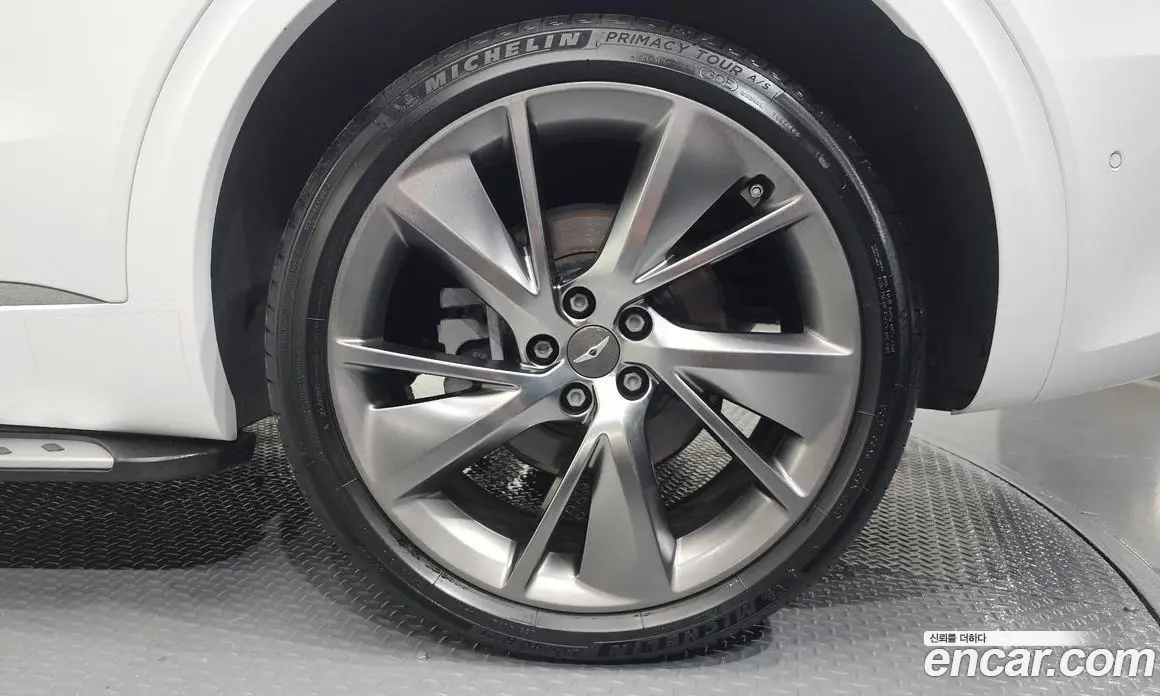 Genesis GV70 2021 2.5 автомат (гидро), фото 7 Genesis GV70 2021 2.5 автомат (гидро), фото 7