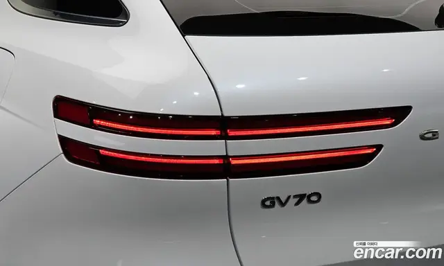 Genesis GV70 2021 2.5 автомат (гидро), миниатюра 9 Genesis GV70 2021 2.5 автомат (гидро), миниатюра 9