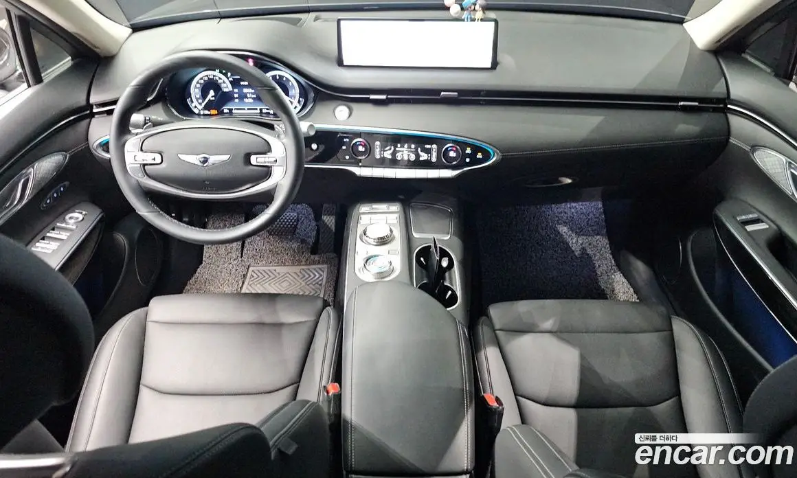 Genesis GV70 2022 2.5 автомат (гидро), фото 10 Genesis GV70 2022 2.5 автомат (гидро), фото 10