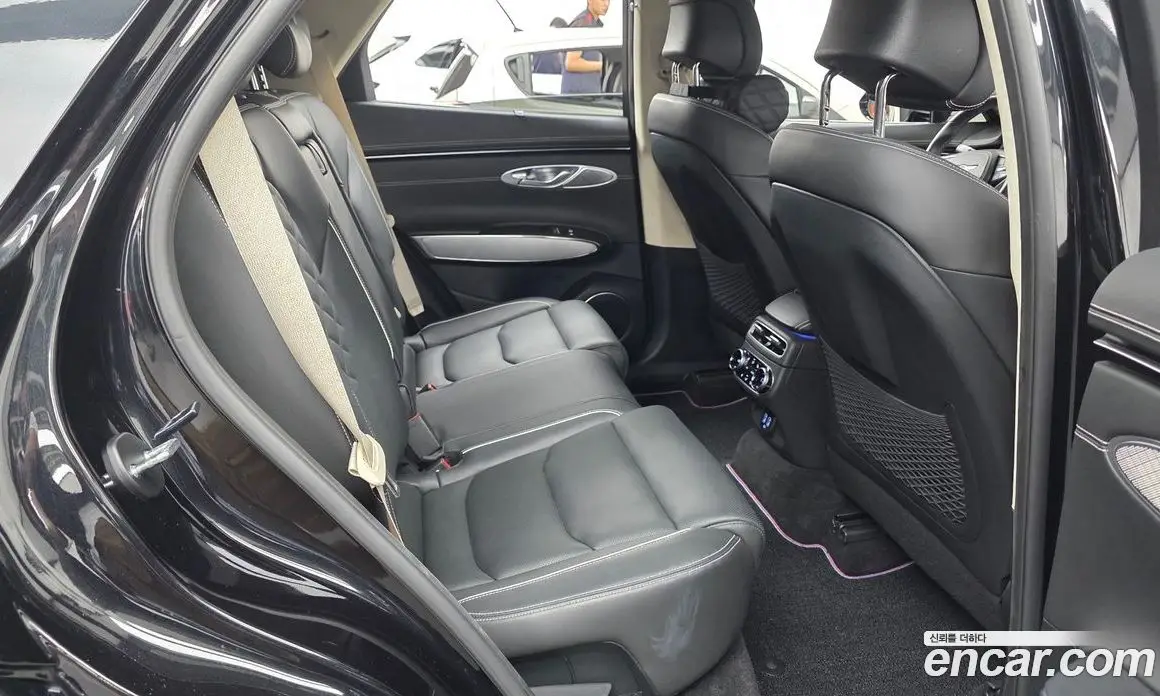 Genesis GV70 2022 0.1 автомат (гидро), фото 17
