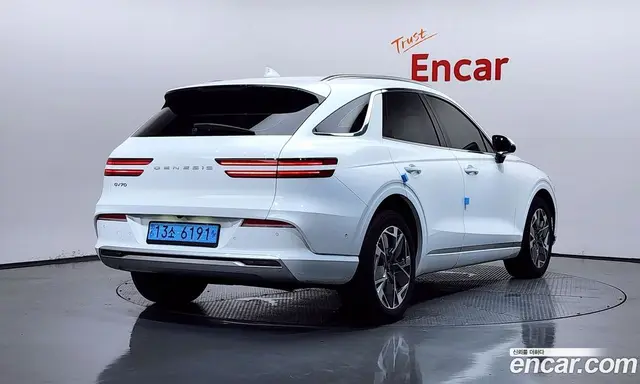 Genesis GV70 2022 0.1 автомат (гидро), миниатюра 2 Genesis GV70 2022 0.1 автомат (гидро), миниатюра 2