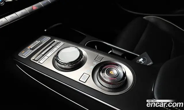 Genesis GV70 2022 0.1 автомат (гидро), миниатюра 12