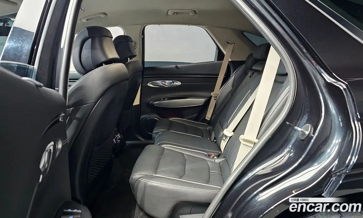 Genesis GV70 2022 0.1 автомат (гидро), фото 18 Genesis GV70 2022 0.1 автомат (гидро), фото 18