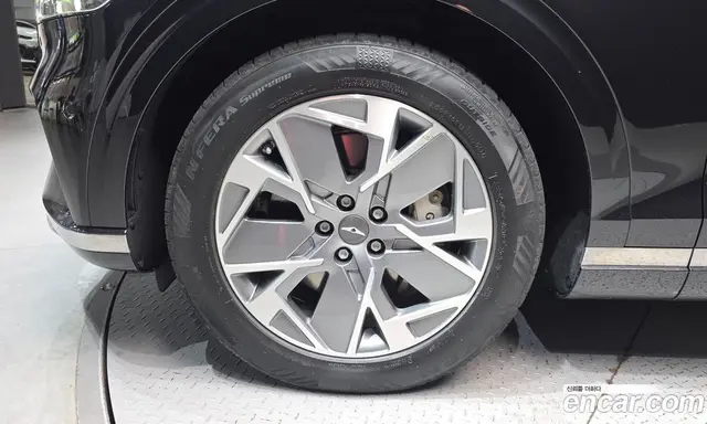Genesis GV70 2022 0.1 автомат (гидро), миниатюра 5 Genesis GV70 2022 0.1 автомат (гидро), миниатюра 5