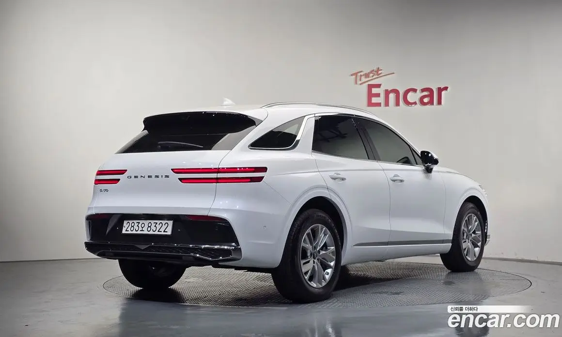 Genesis GV70 2025 2.5 автомат (гидро), фото 2 Genesis GV70 2025 2.5 автомат (гидро), фото 2