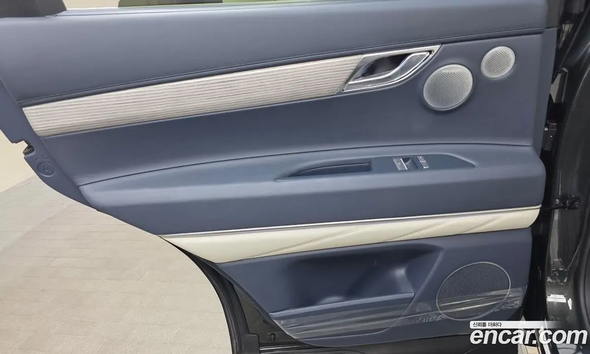 Genesis GV80 2025 2.5 автомат (гидро), фото 14 Genesis GV80 2025 2.5 автомат (гидро), фото 14