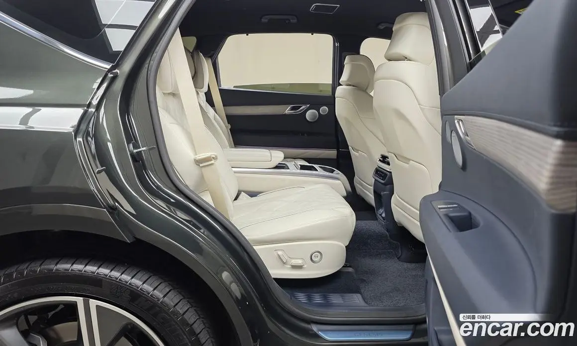 Genesis GV80 2025 2.5 автомат (гидро), фото 16 Genesis GV80 2025 2.5 автомат (гидро), фото 16