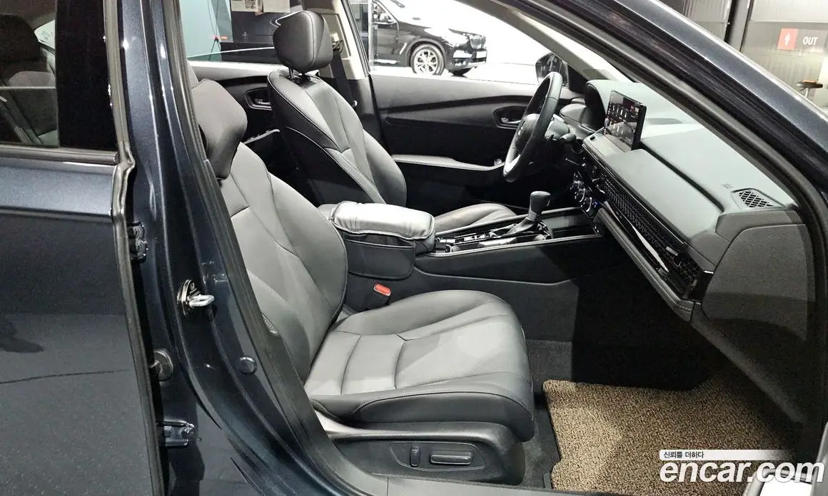 Honda Accord 2023 2.0 автомат (гидро), фото 18 Honda Accord 2023 2.0 автомат (гидро), фото 18