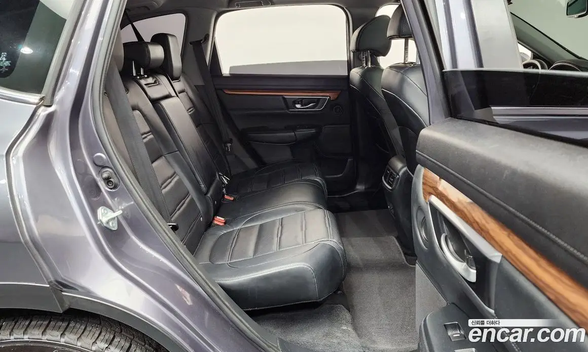 Honda CR-V 2021 1.5 автомат (гидро), фото 16 Honda CR-V 2021 1.5 автомат (гидро), фото 16