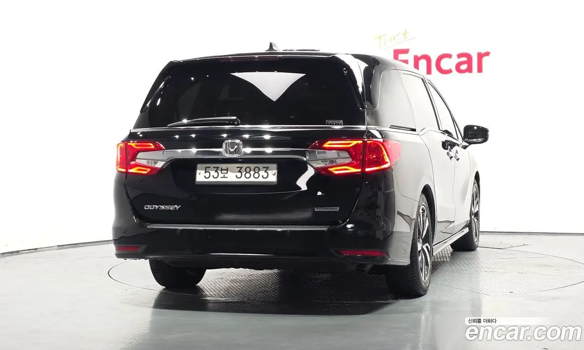 Honda Odyssey 2017 3.5 автомат (гидро), фото 4