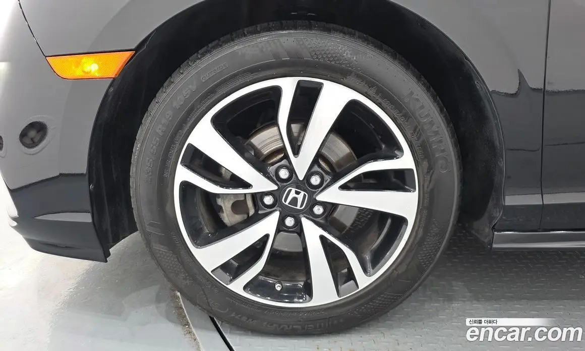 Honda Odyssey 2017 3.5 автомат (гидро), фото 5