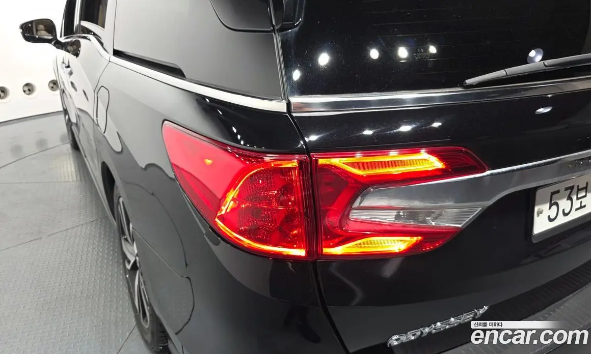 Honda Odyssey 2017 3.5 автомат (гидро), фото 9