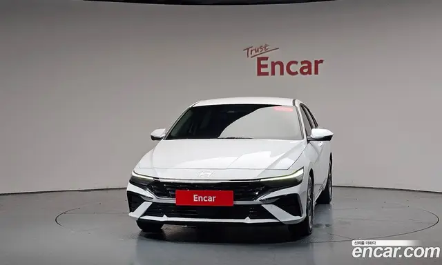 Hyundai Avante 2023 1.6 автомат (гидро), миниатюра 2