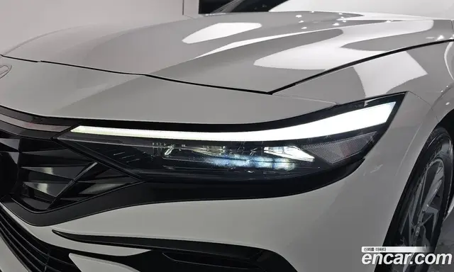 Hyundai Avante 2023 1.6 автомат (гидро), миниатюра 7