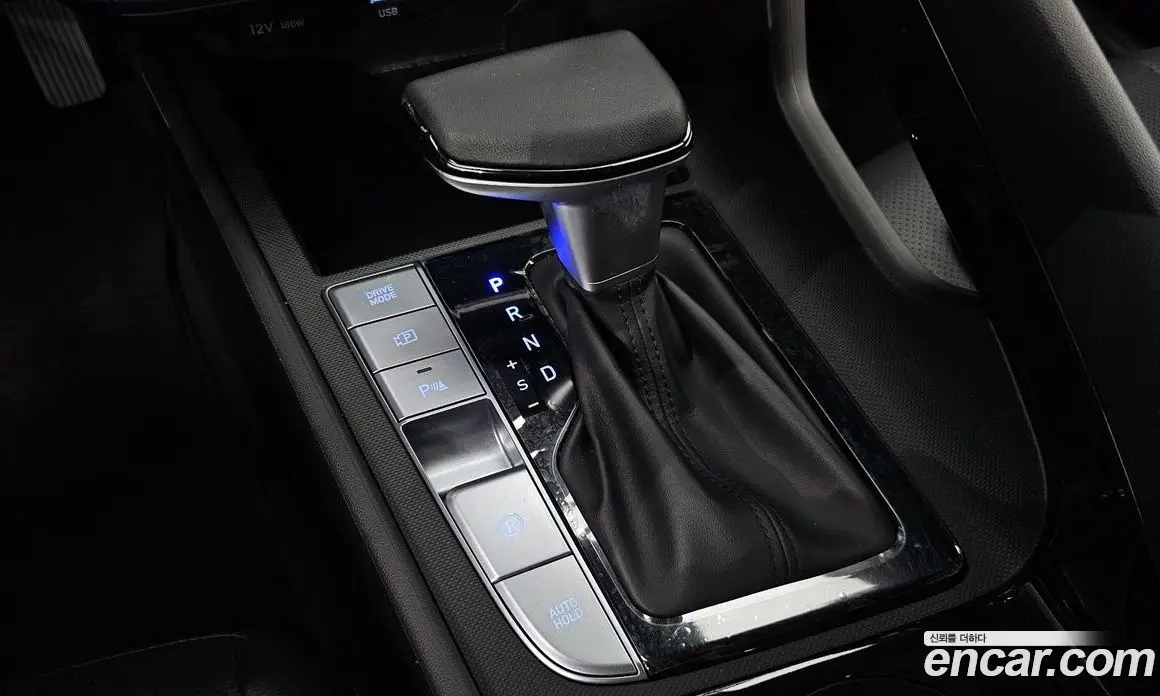 Hyundai Avante 2023 1.6 автомат (гидро), фото 12
