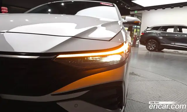 Hyundai Avante 2023 1.6 автомат (гидро), миниатюра 7 Hyundai Avante 2023 1.6 автомат (гидро), миниатюра 7