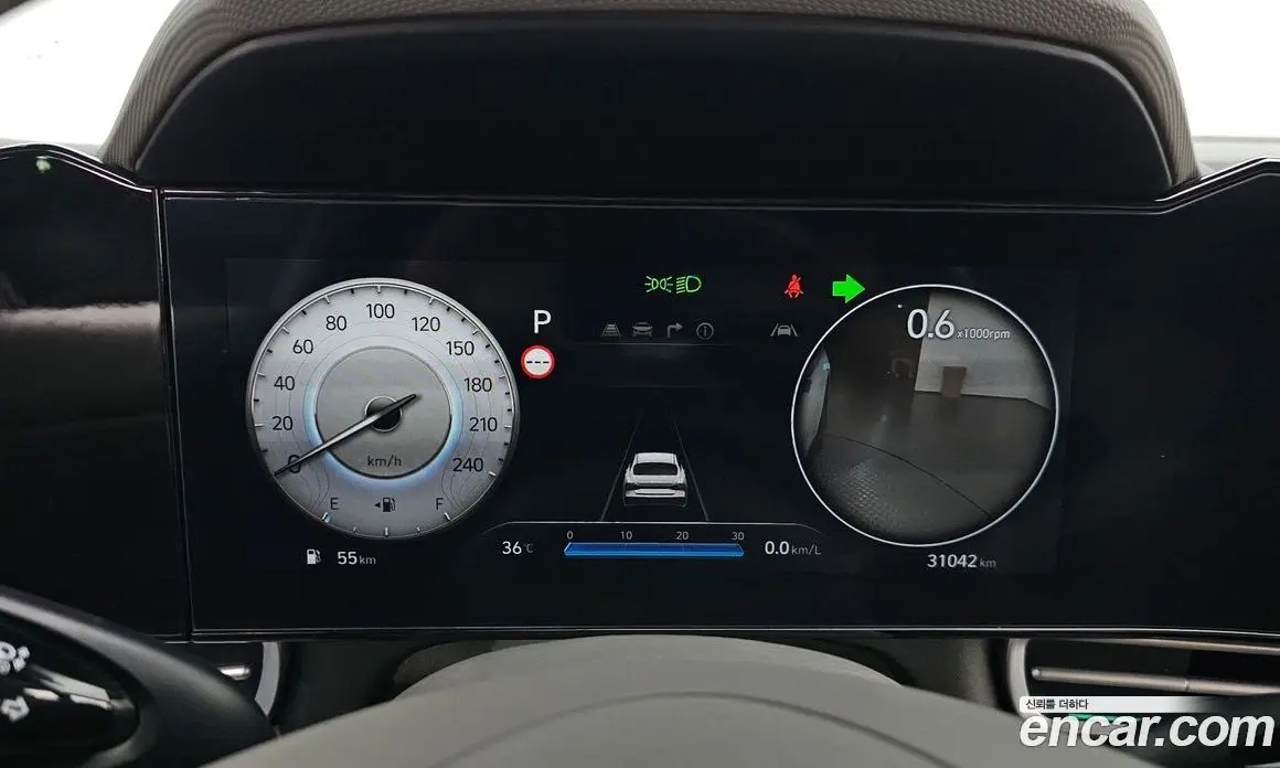Hyundai Avante 2024 1.6 автомат (гидро), фото 11