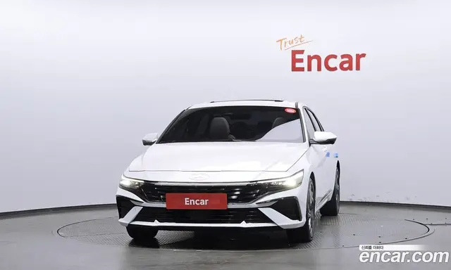 Hyundai Avante 2024 1.6 автомат (гидро), миниатюра 3