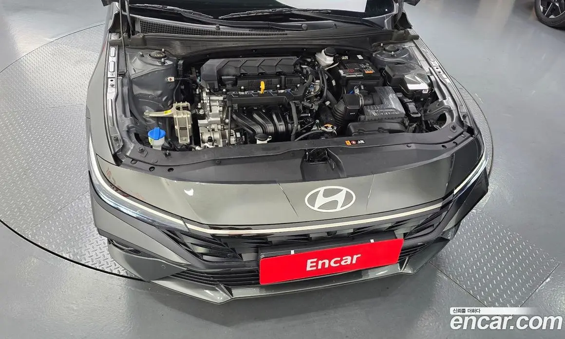 Hyundai Avante 2024 1.6 автомат (гидро), фото 6
