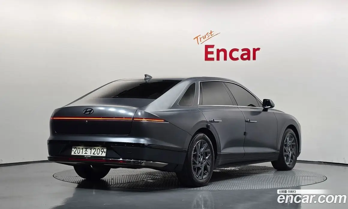 Hyundai Grandeur 2023 1.6 автомат (гидро), фото 2 Hyundai Grandeur 2023 1.6 автомат (гидро), фото 2