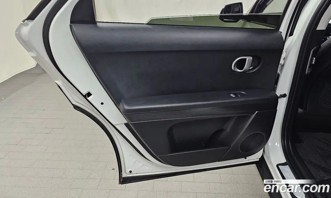 Hyundai Ioniq 5 2023 0.1 автомат (гидро), фото 15 Hyundai Ioniq 5 2023 0.1 автомат (гидро), фото 15