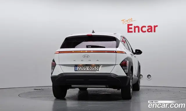 Hyundai Kona 2024 1.6 автомат (гидро), миниатюра 4