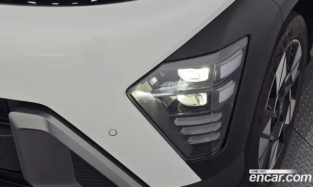 Hyundai Kona 2024 1.6 автомат (гидро), миниатюра 8